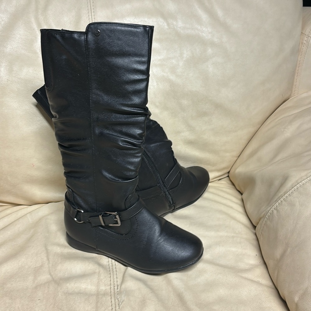Dominique Nicole, tall black kids boots, size 4m